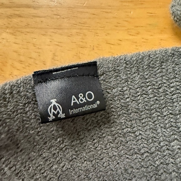 A&O International Women’s Gray/black Cardigan Large - Picture 7 of 8